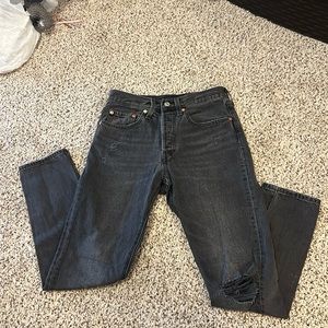 Levi 501 skinny waist 26 length 28